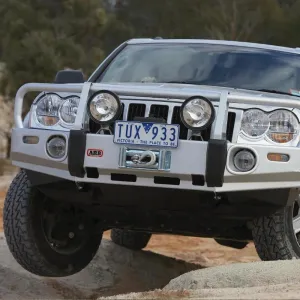 ARB 4X4 | Jeep Grand Cherokee 1998-2007 Deluxe Bumper (3450130)