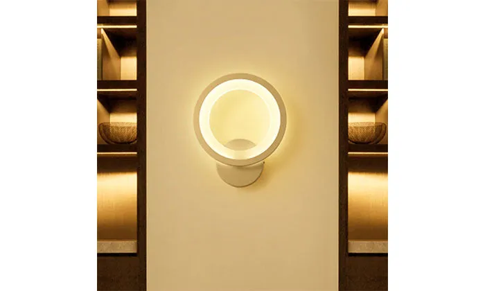 Round Wall Mount Light