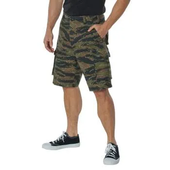 Vintage Style Camo Paratrooper Cargo Shorts